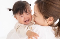 Khủng hoảng tuổi lên 2: Dấu hiệu & cách xử lý hiệu quả